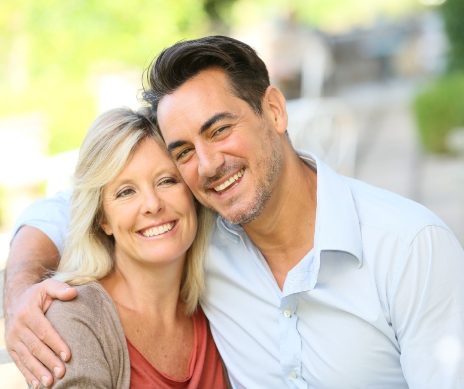 Dental implant consultation at Dental Clinic IED