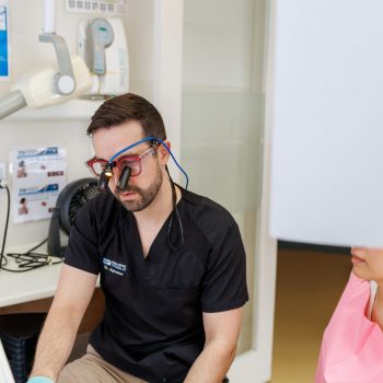 Dr Sean Lafontaine. Centre Dentaire IED Implantologie Esthétique Dentisterie Générale Pierrefonds Montréal Quebec Dentistes