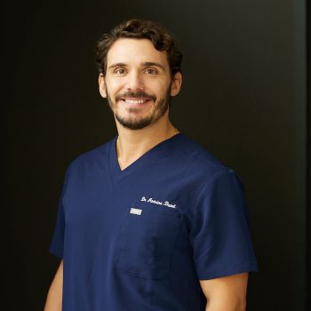Dr Antoine Butel. Centre Dentaire IED Implantologie Esthétique Dentisterie Générale Pierrefonds Montréal Quebec Dentistes