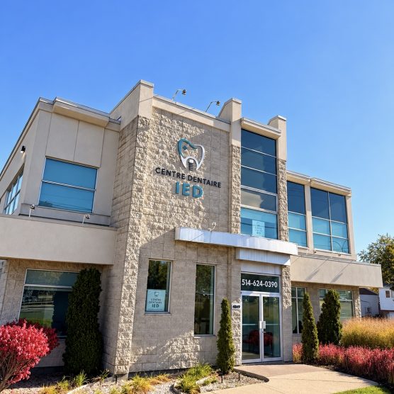 Centre Dentaire IED Implantologie Esthétique Dentisterie Générale Pierrefonds Montréal Quebec Dentistes